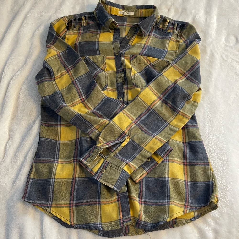 Maurice’s Button Down Shirt